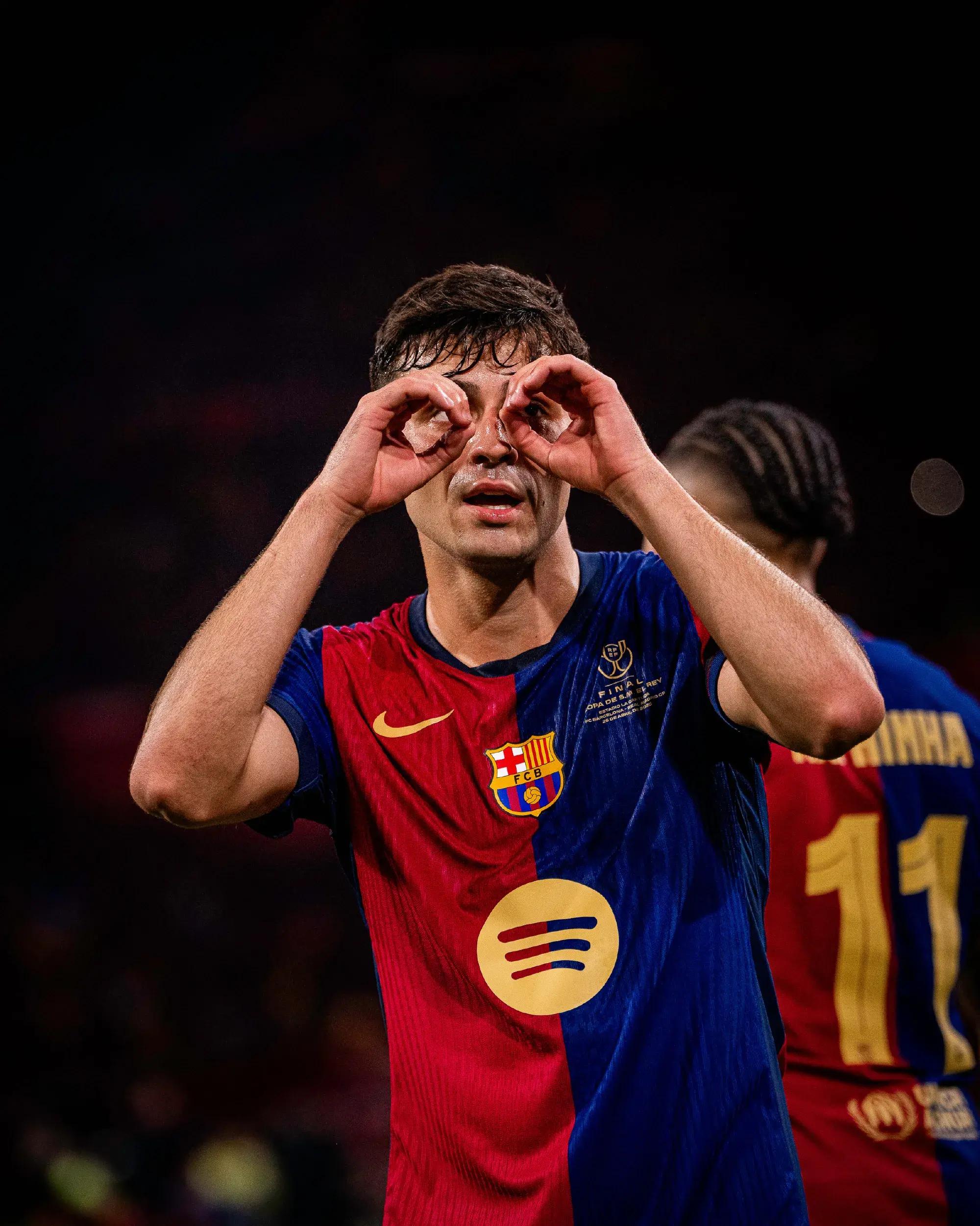 九游网页平台-转折点!埃因霍温刷新队史纪录;国王杯集结日攻防权衡;底气十足;身体对抗强度拉满的简单介绍